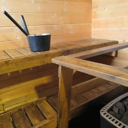 Holiday Paloniemi Tatil Evi *